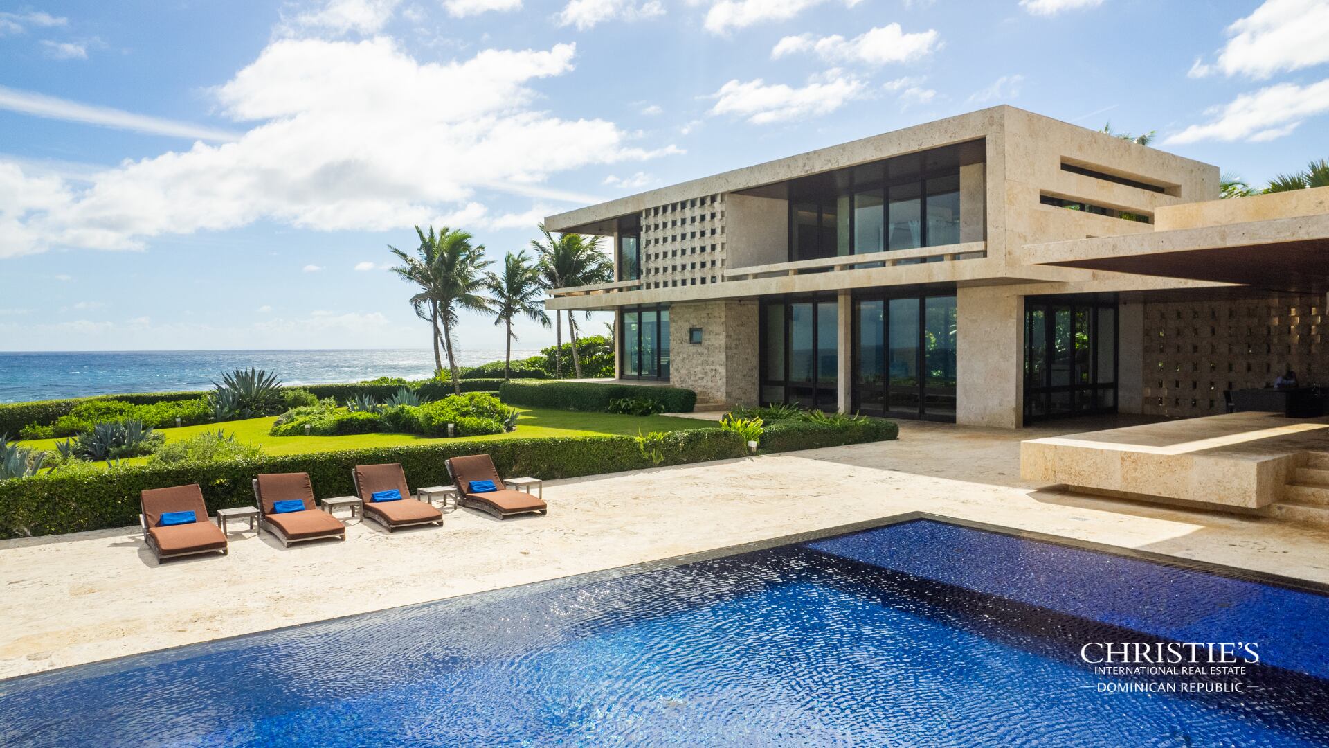 Skyline Penthouse Residence